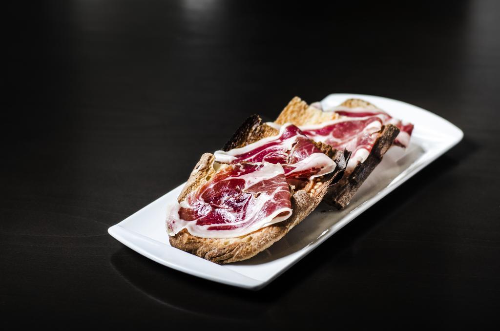 La Trobada Hotel Boutique Ripoll Eksteriør bilde